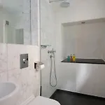 The Three Sisters Old Town Hotel 4*
