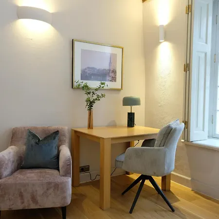 The Three Sisters Old Town Hotell Tallinn