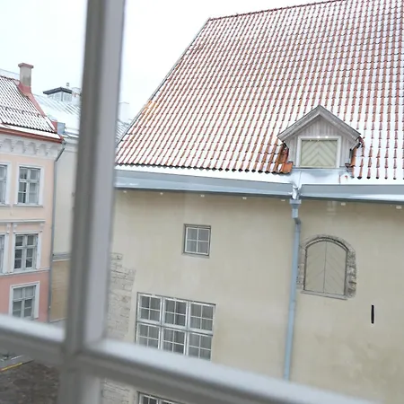 Hotell The Three Sisters Old Town 4*