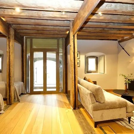 酒店 The Three Sisters Old Town