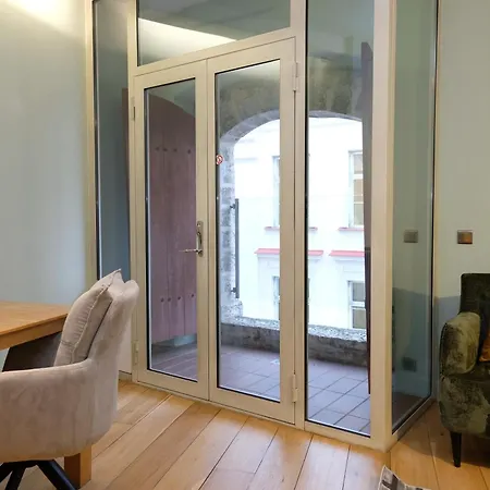 The Three Sisters Old Town 酒店 塔林